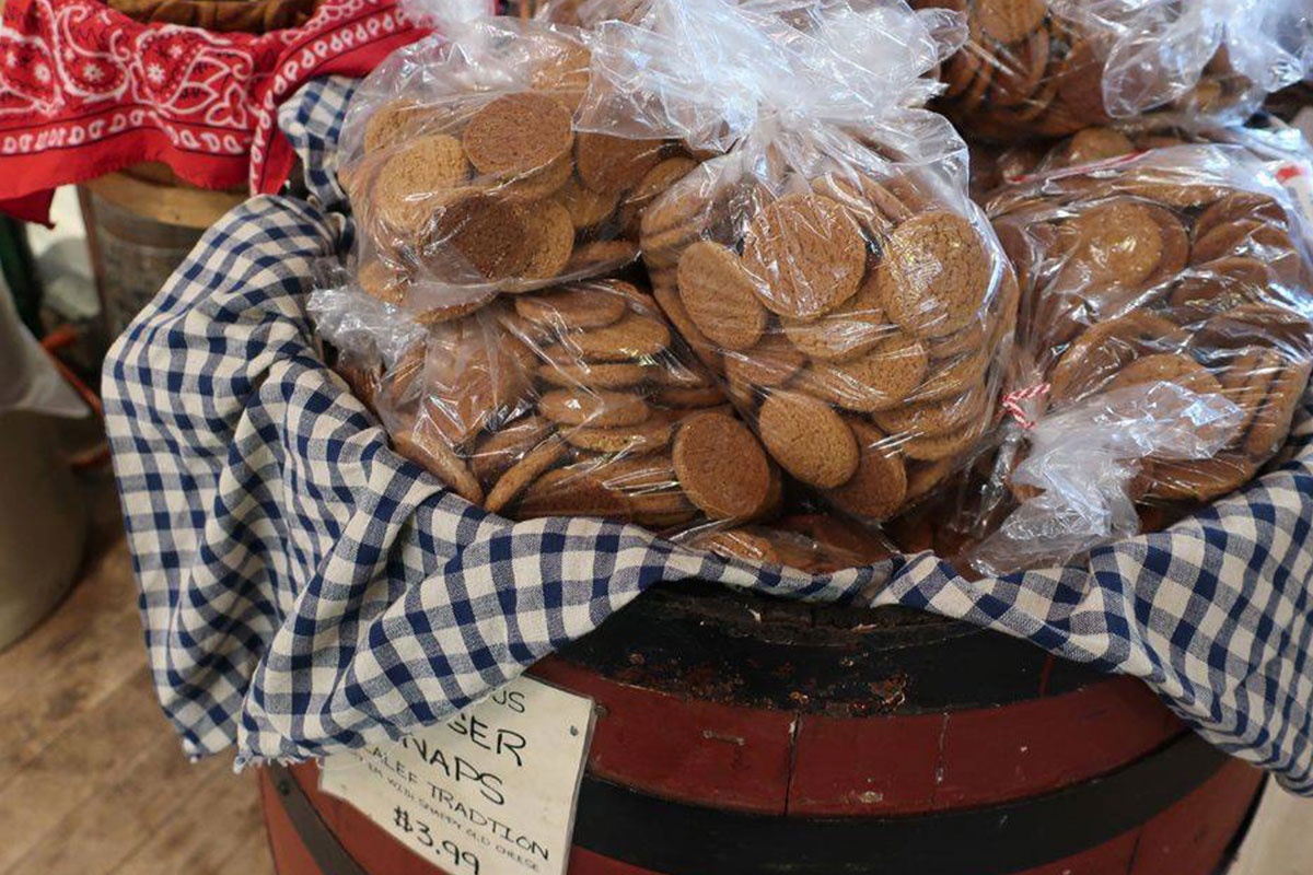 Calef’s Old Style Ginger Snaps