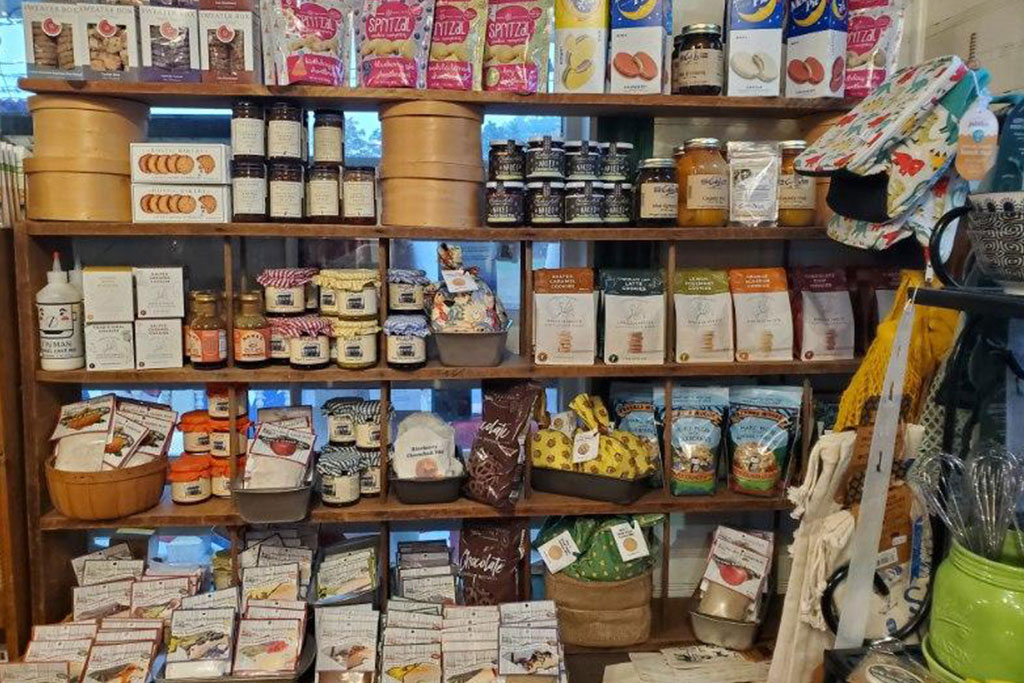 Calef's Thanksgiving products featuring mustards, chutneys, baking mixes, and more